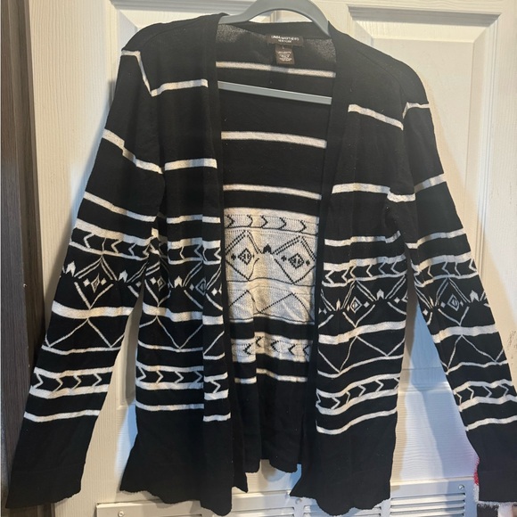 Linda Matthews Women's Open Knit Cardigan Size L - Picture 3 of 4